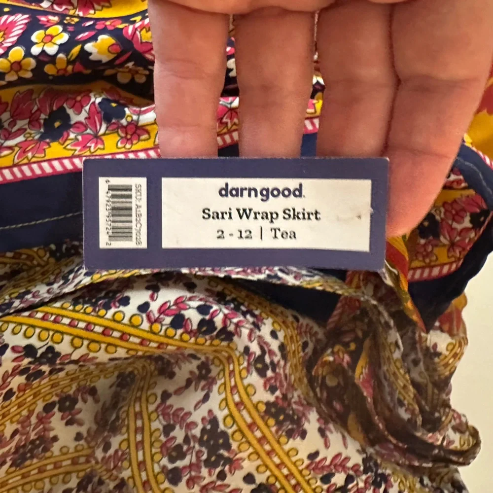 Darn Good Silk Blend Floral‎ Reversible Sari Wrap Skirt In Tea Length NWT 2-12